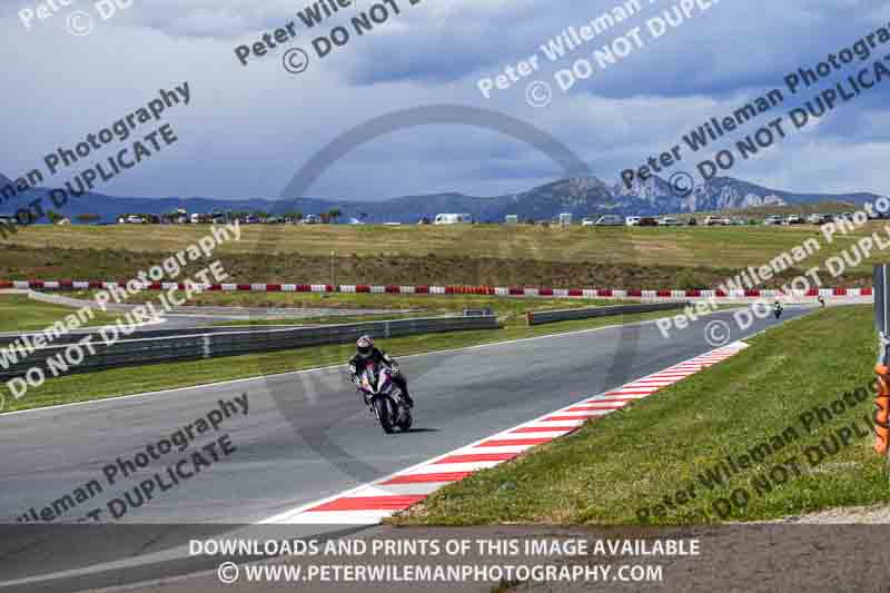cadwell no limits trackday;cadwell park;cadwell park photographs;cadwell trackday photographs;enduro digital images;event digital images;eventdigitalimages;navarra;no limits trackdays;peter wileman photography;racing digital images;trackday digital images;trackday photos